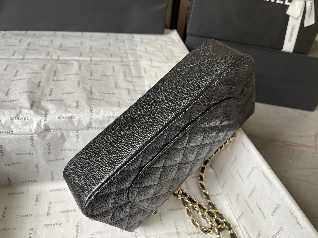 Chanel AAA Quality Messenger Bags For Women Sleek 6946 - Image 7