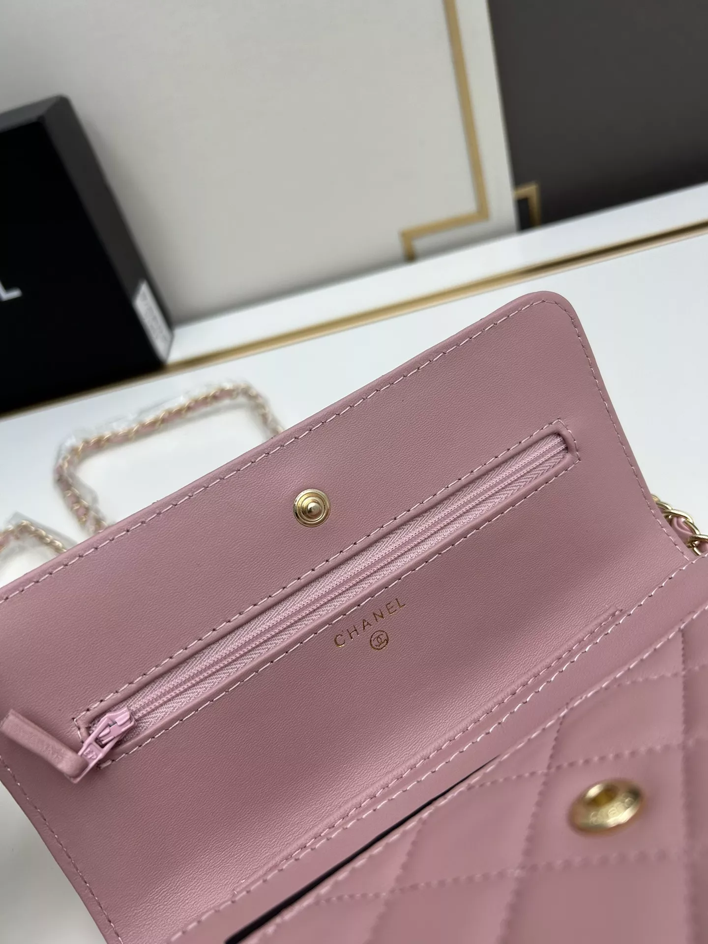 Chanel AAA Quality Messenger Bags For Women Stylish 6825 - Image 6