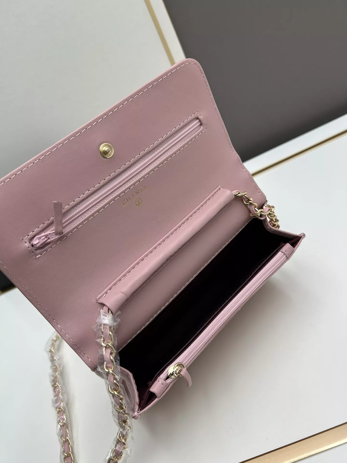 Chanel AAA Quality Messenger Bags For Women Stylish 6825 - Image 7