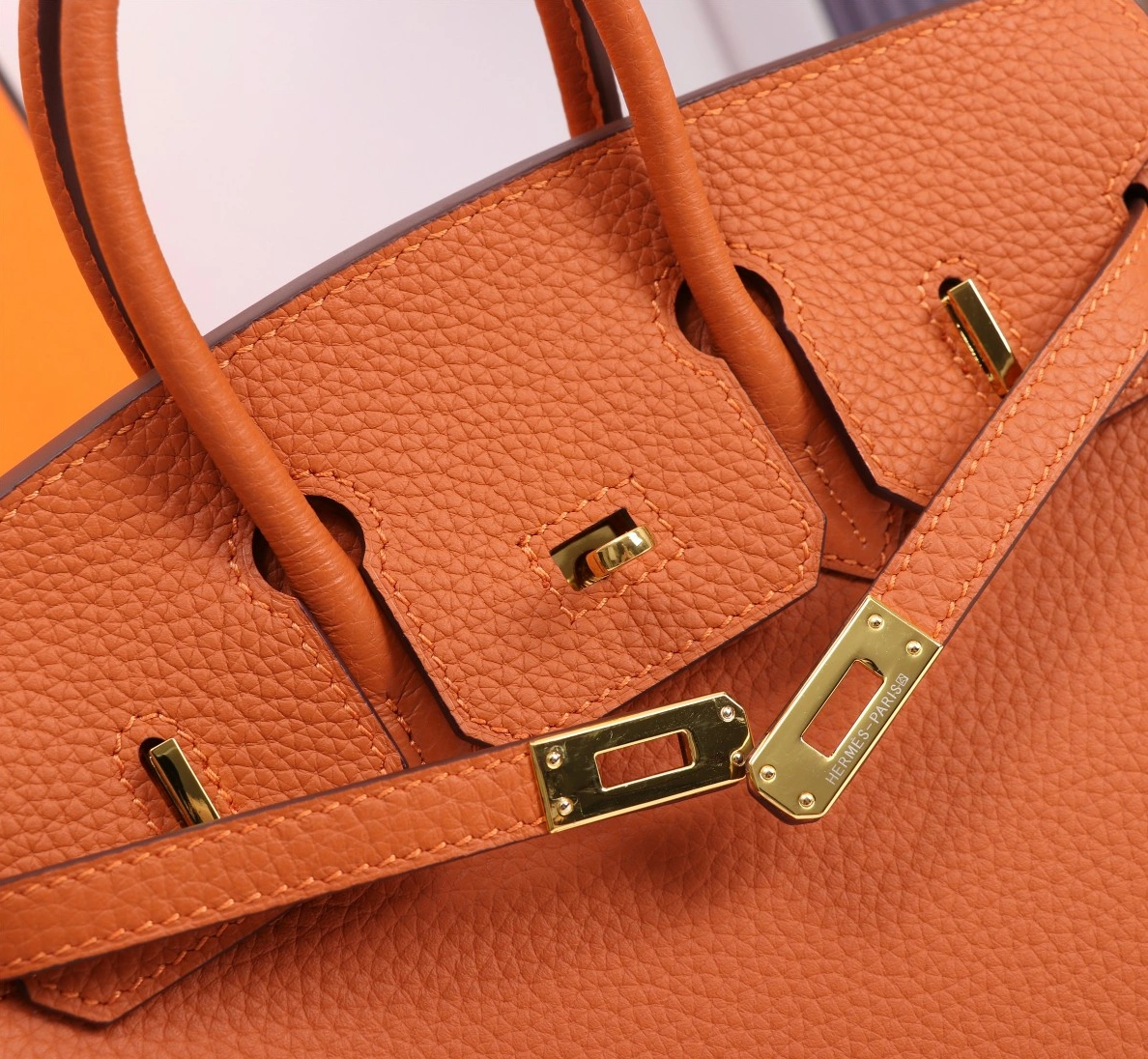 Hermes AAA Quality Handbags For Women Elegant 6566