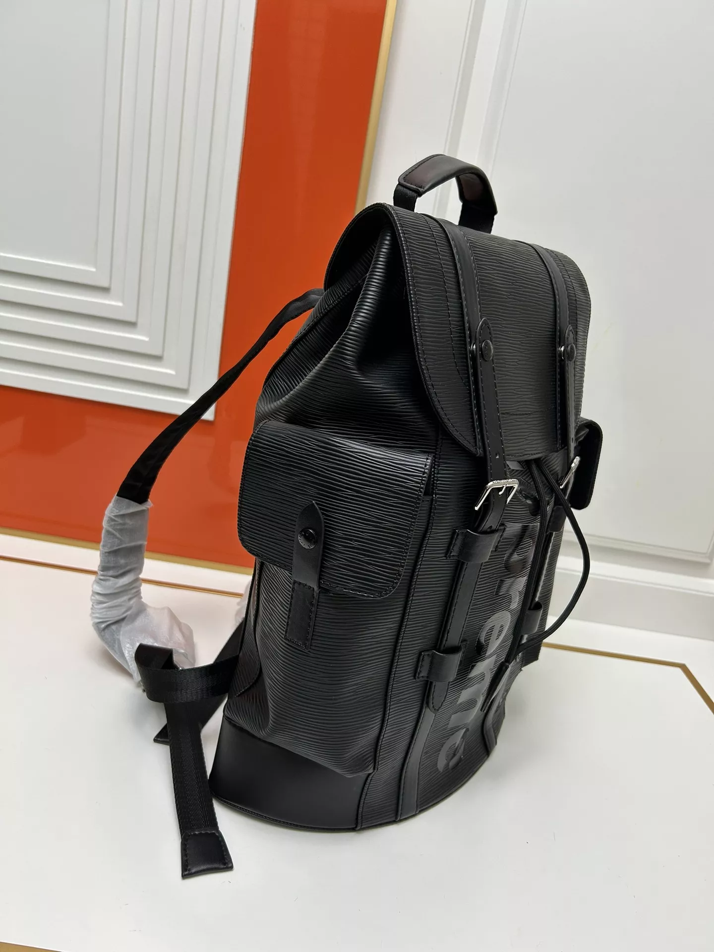 Louis Vuitton AAA Quality Backpacks For Unisex Bold 8835 - Image 3