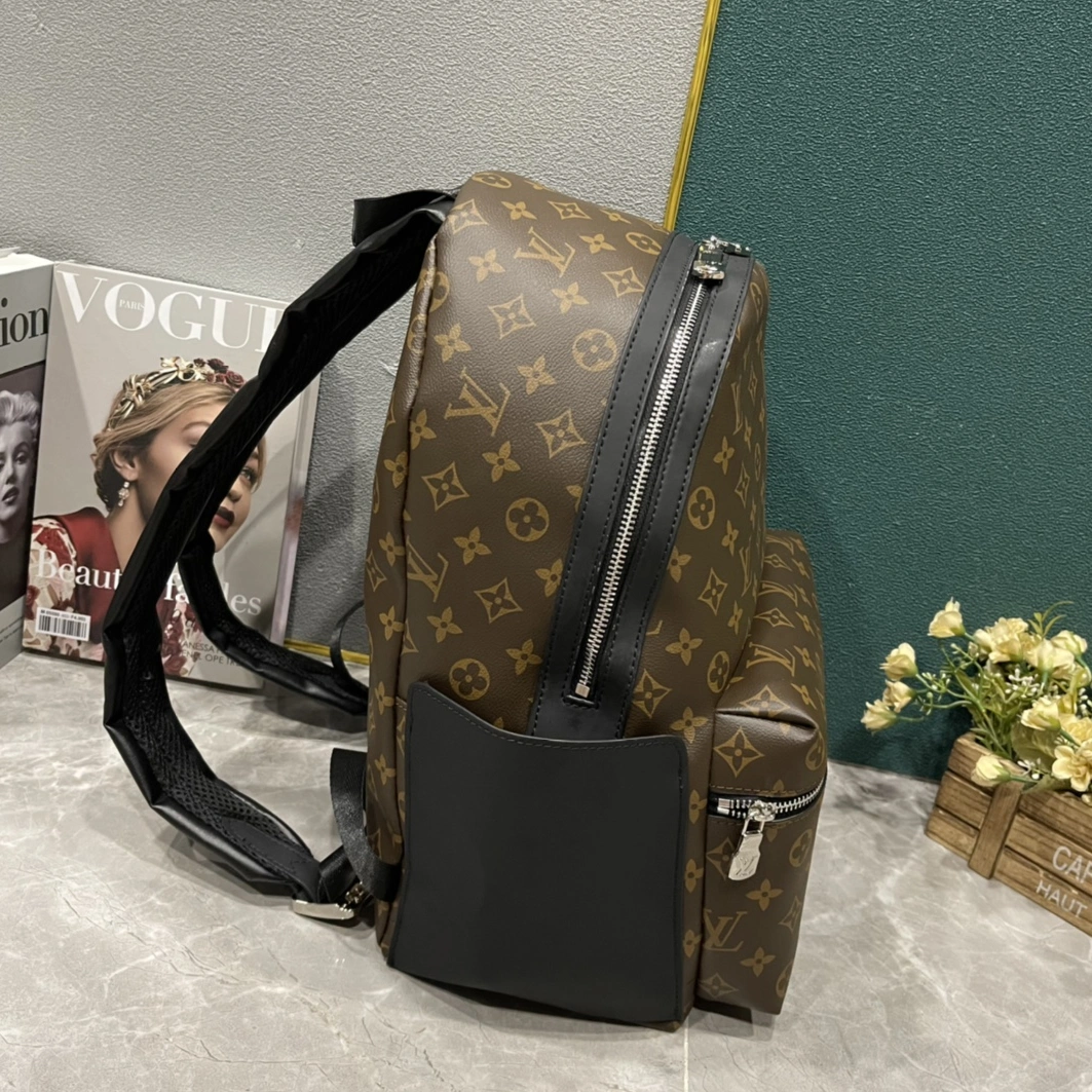 Louis Vuitton AAA Quality Backpacks For Unisex Reliable 8639