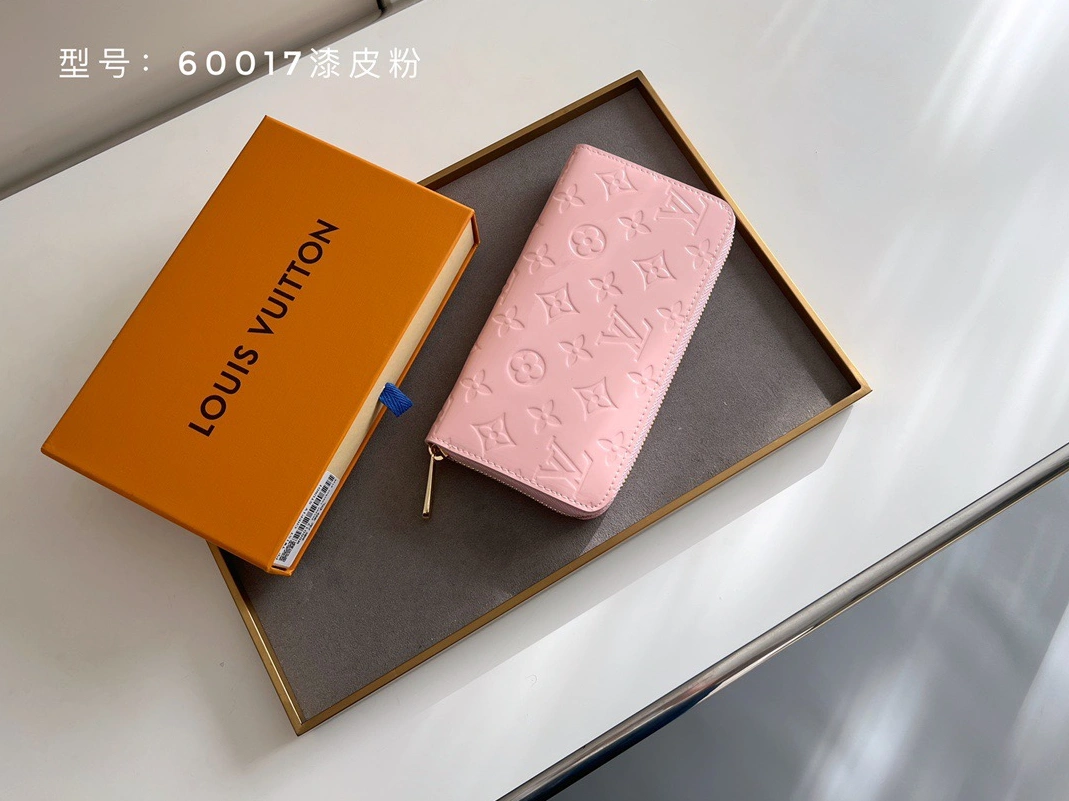 Louis Vuitton AAA Quality Wallets Durable 1780